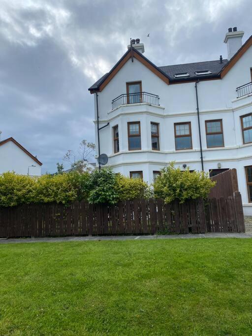 Вілла Cheerful 4-Bed Townhouse In Centre Of Newcastle Ньюкасл Екстер'єр фото